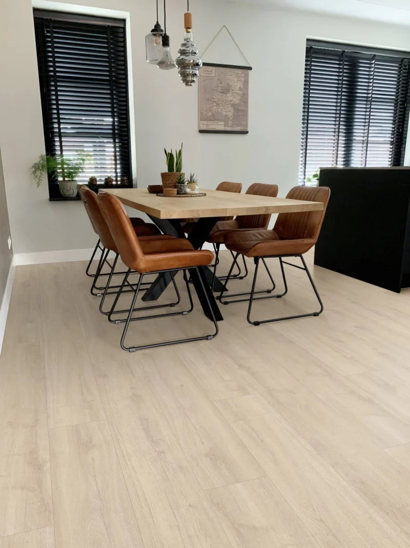 Gelasta Oakland 7105