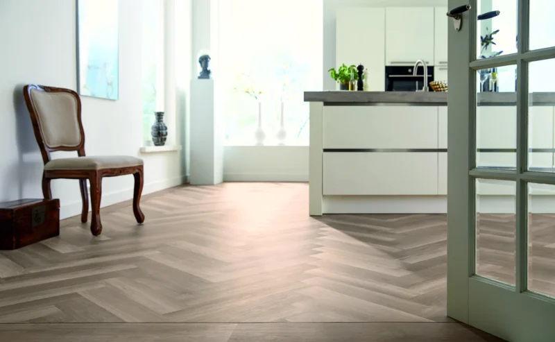 Mflor Parva Broad Leaf Smoky Sycamore